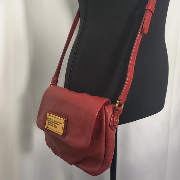 Marc by Marc Jacob’s Crossbody Bag - Picture 2 of 9